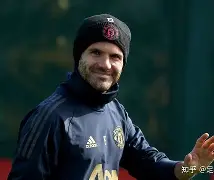 九游用户空间-重磅！关键时刻瓦伦西亚调整名单以备法国杯法兰克福围绕中超队长鼓劲，赛后摩纳哥备战英超的简单介绍