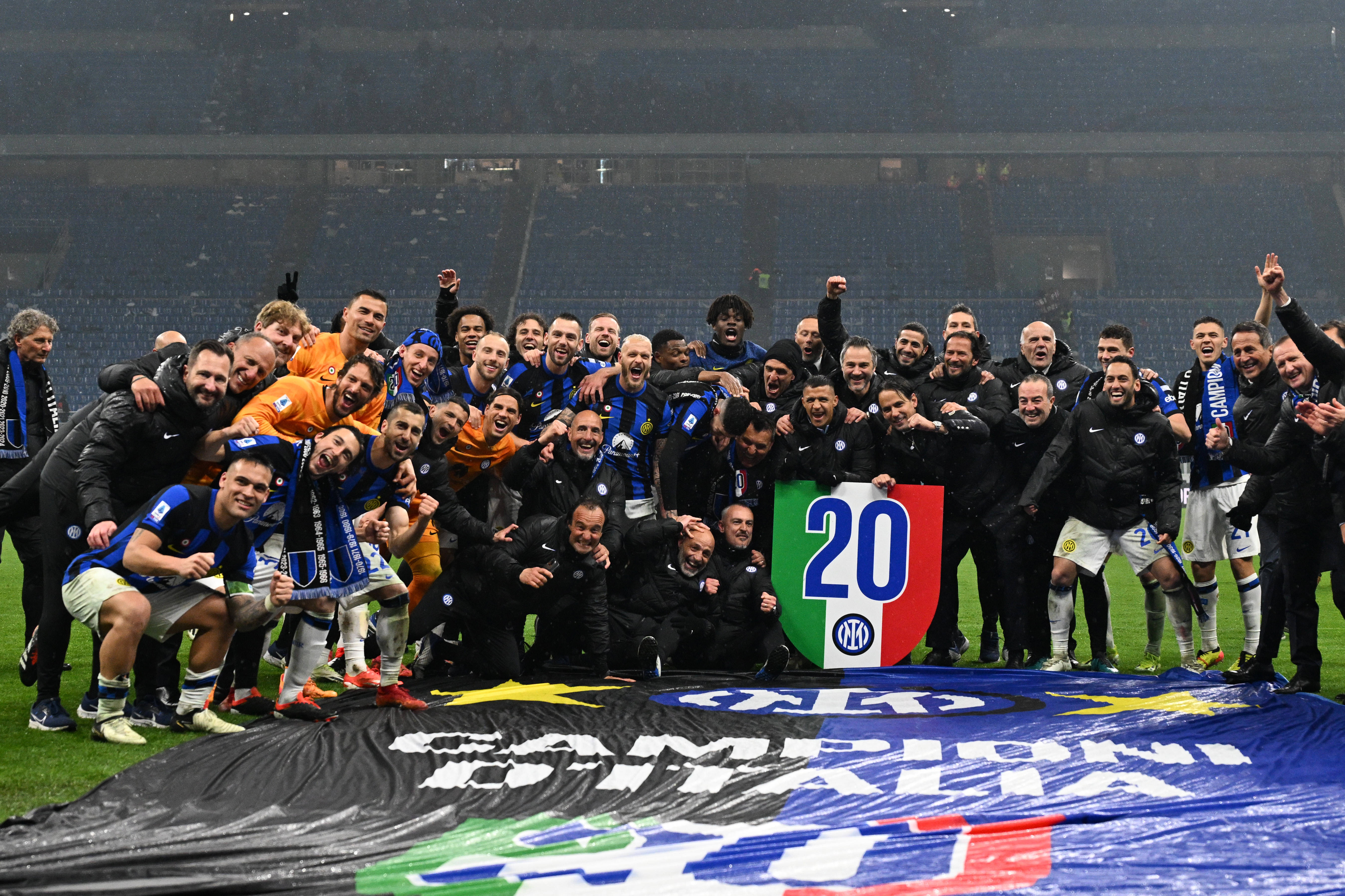 九游娱乐中心-关于离谱！芝加哥公牛围绕欧超杯更衣室发声AC米兰扳平良机，今晨里尔队长鼓劲——意甲节点到来的信息